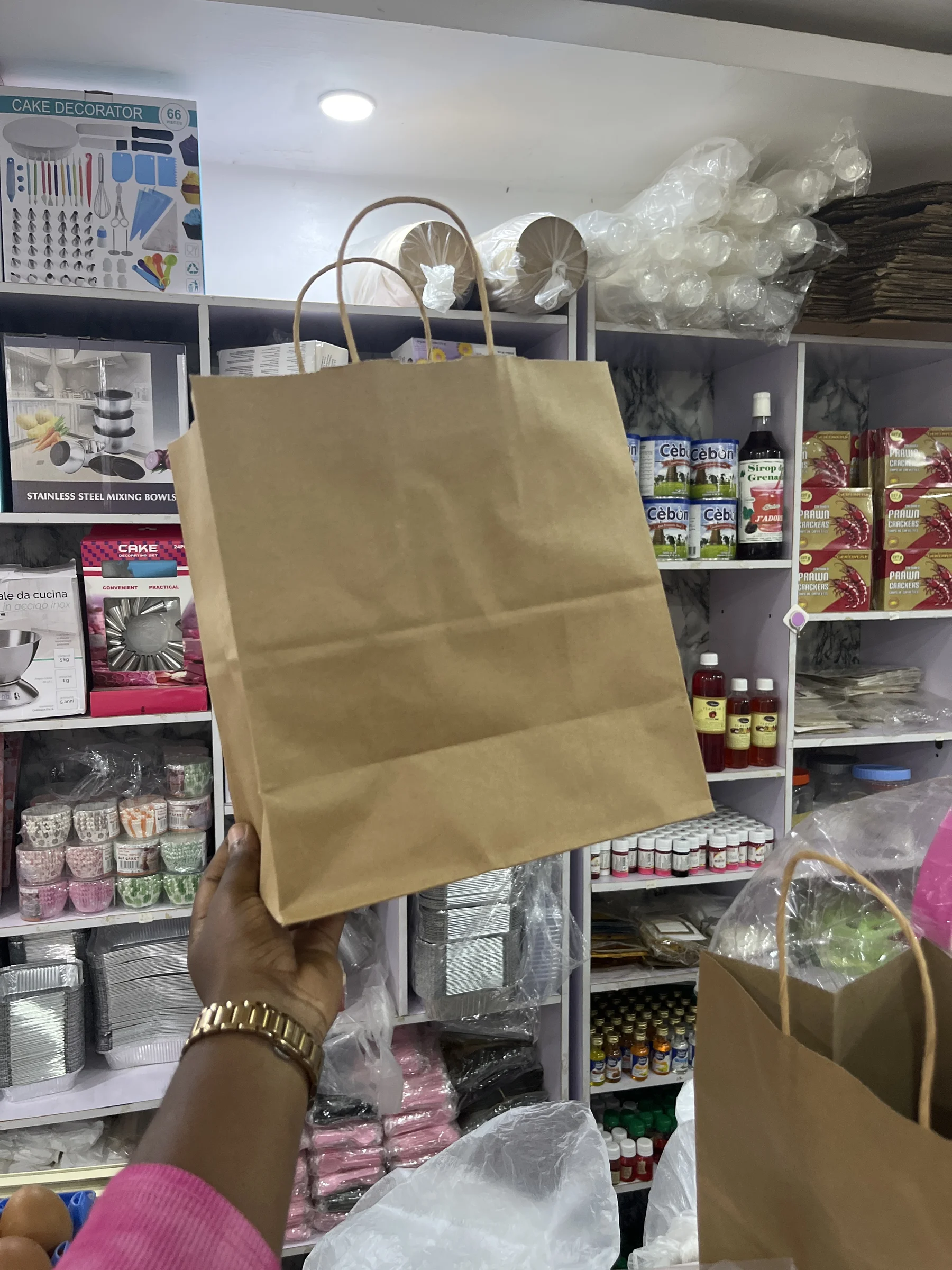 Paper bag medium